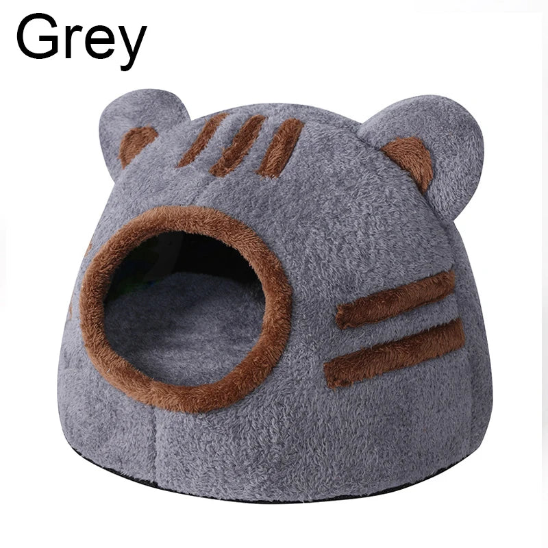 Winter Deep Sleep Comfort Cat Bed with Bear Head Design – Soft, Self-Warming Kitten Bed